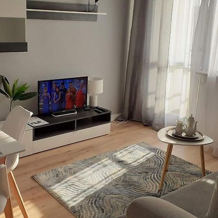 Apartament M-3 Centrum - 38M2 Częstochowa Exterior foto