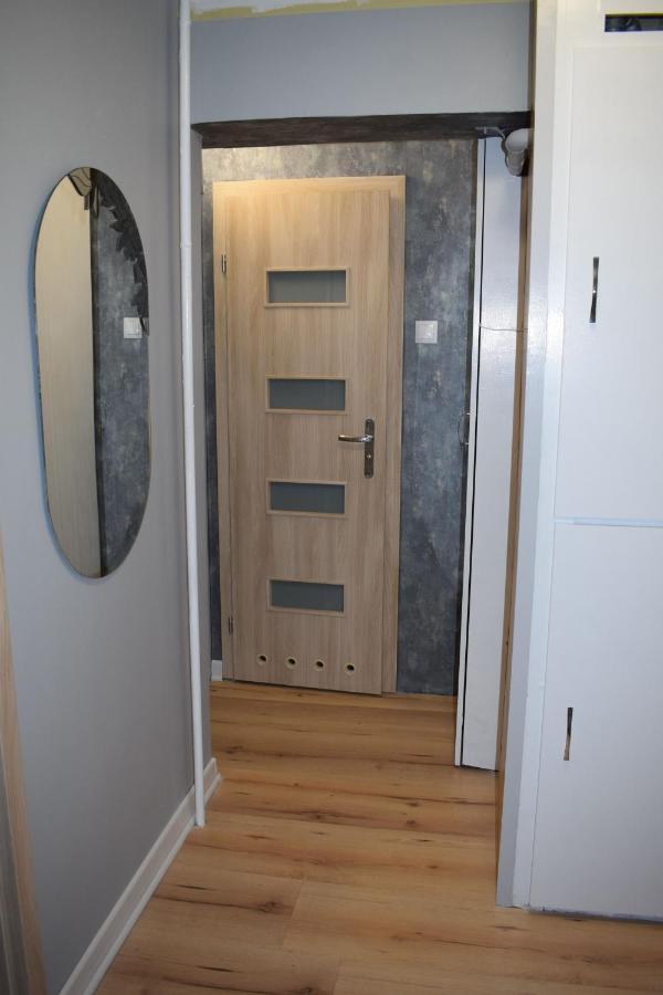 Apartament M-3 Centrum - 38M2 Częstochowa Exterior foto