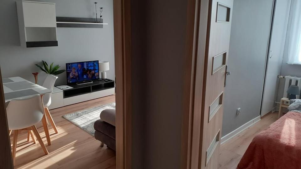 Apartament M-3 Centrum - 38M2 Częstochowa Exterior foto