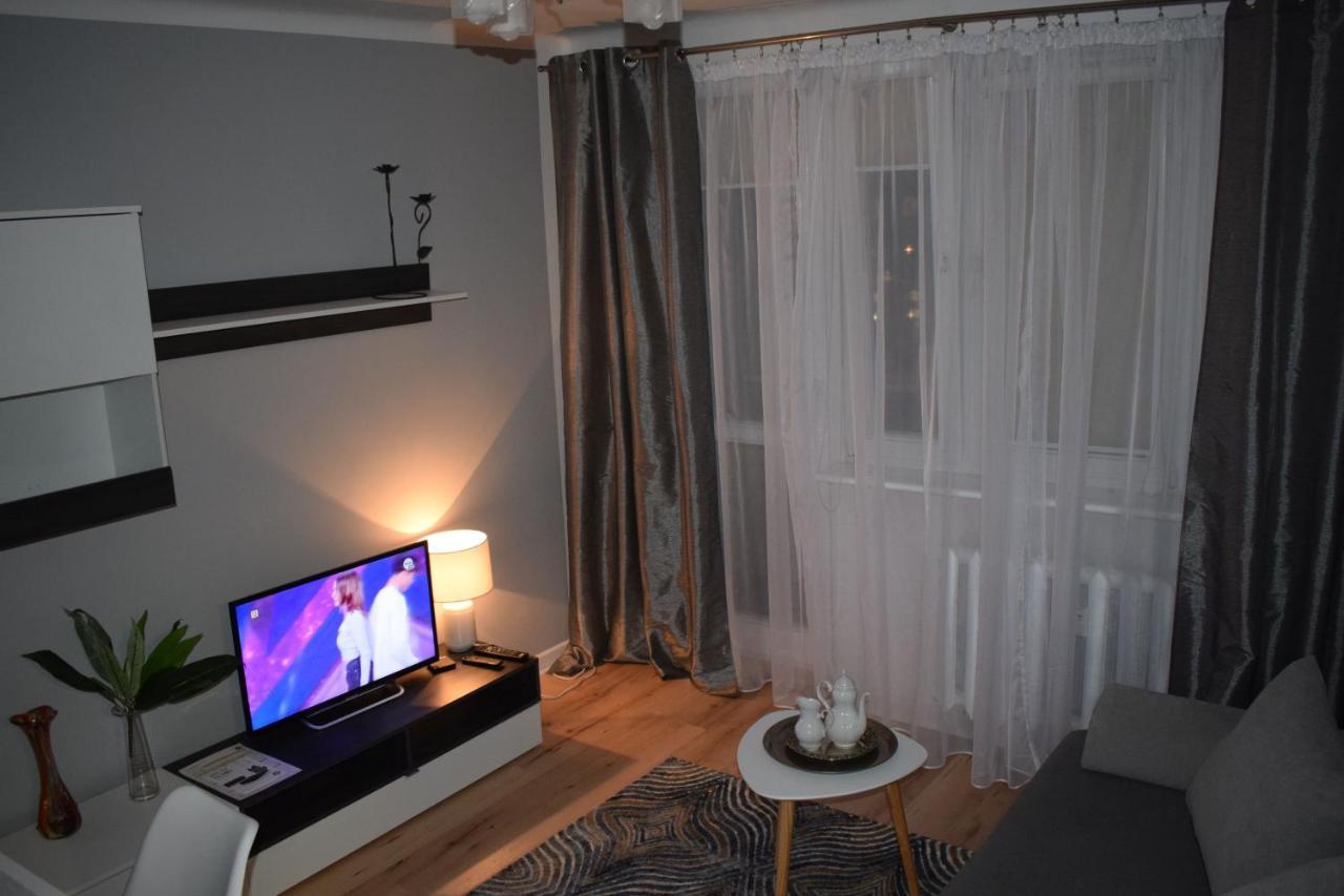 Apartament M-3 Centrum - 38M2 Częstochowa Exterior foto