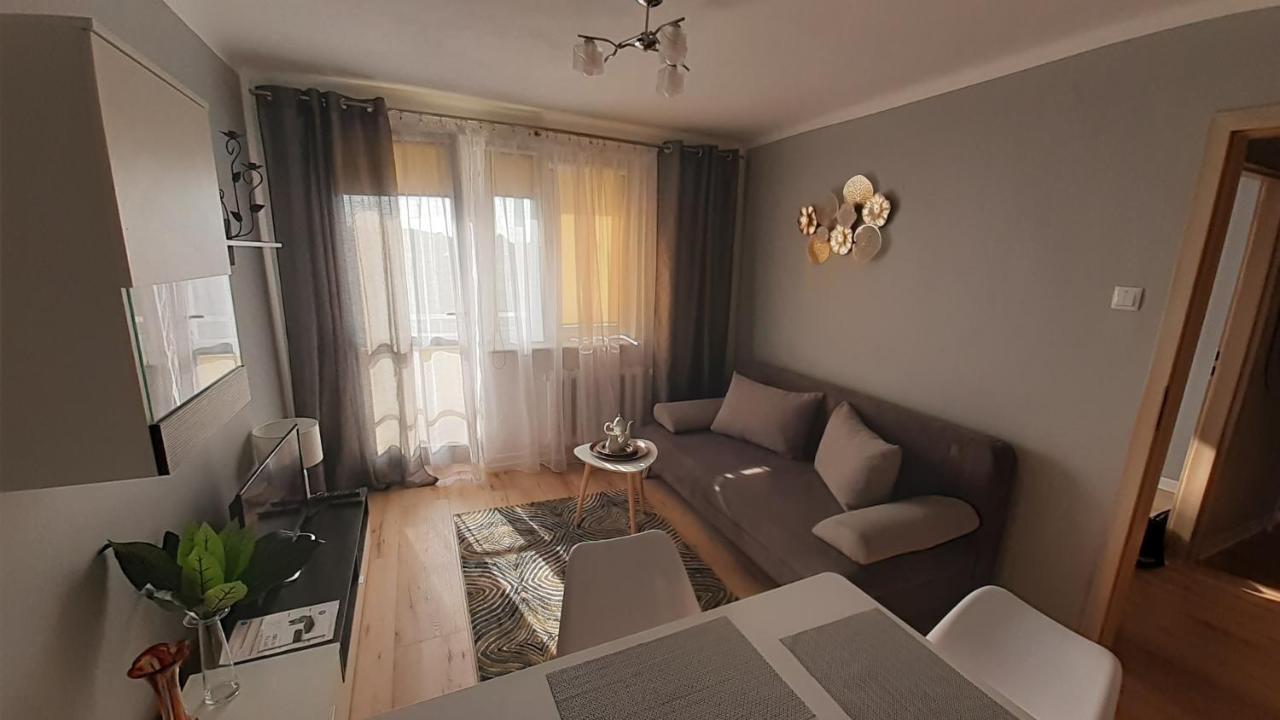 Apartament M-3 Centrum - 38M2 Częstochowa Exterior foto
